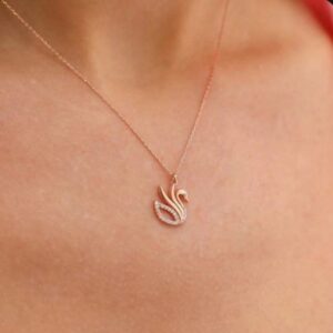 Elegance Swan Necklace